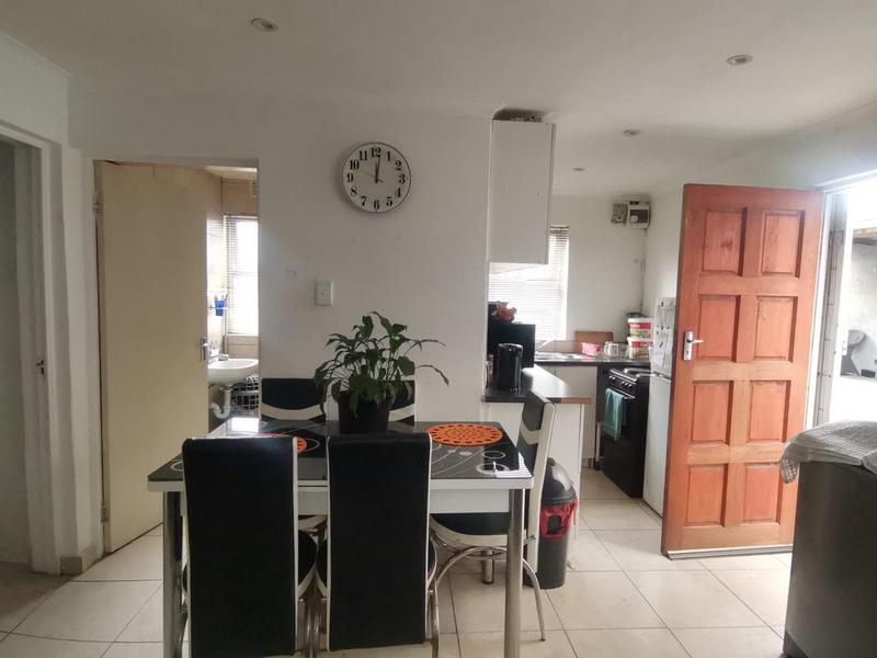 7 Bedroom Property for Sale in Goodwood Estate Western Cape